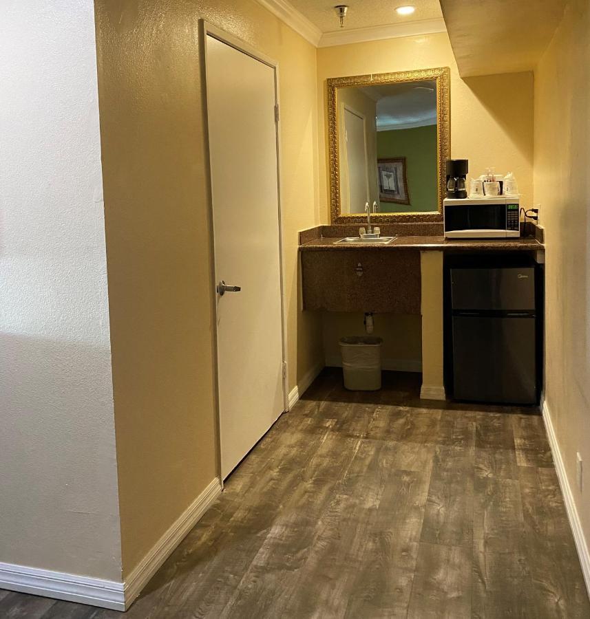 Travelodge By Wyndham Chatsworth Los Angeles Dış mekan fotoğraf