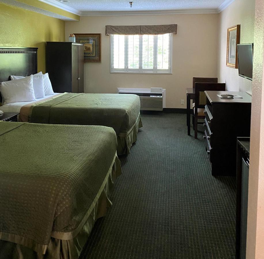 Travelodge By Wyndham Chatsworth Los Angeles Dış mekan fotoğraf