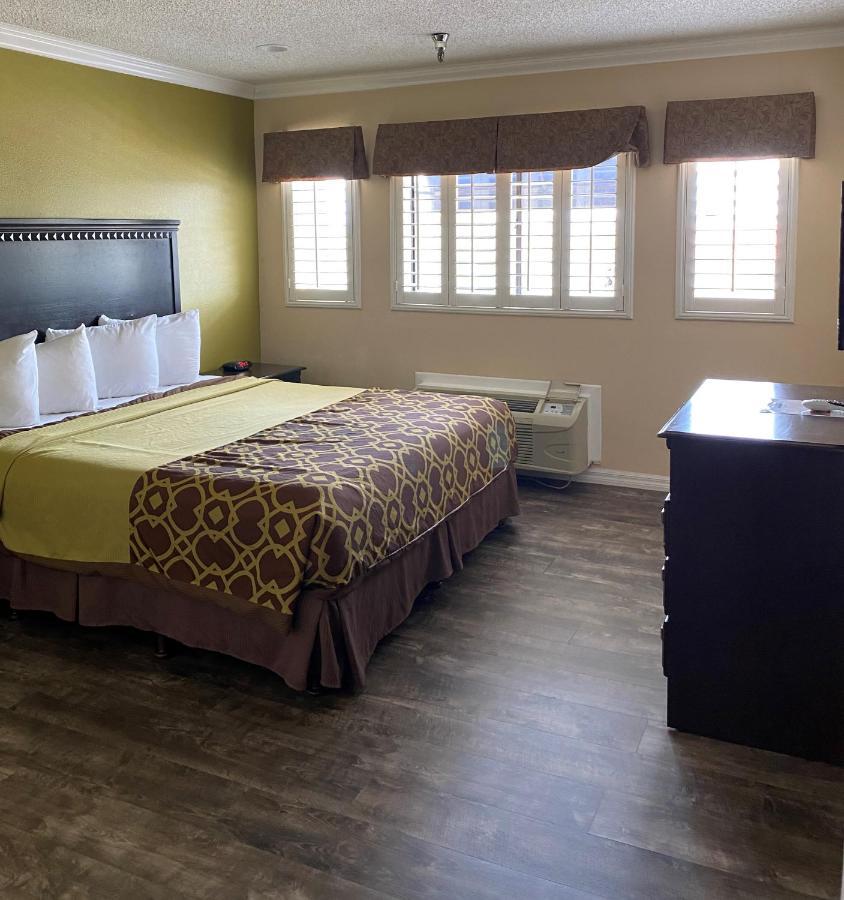 Travelodge By Wyndham Chatsworth Los Angeles Dış mekan fotoğraf