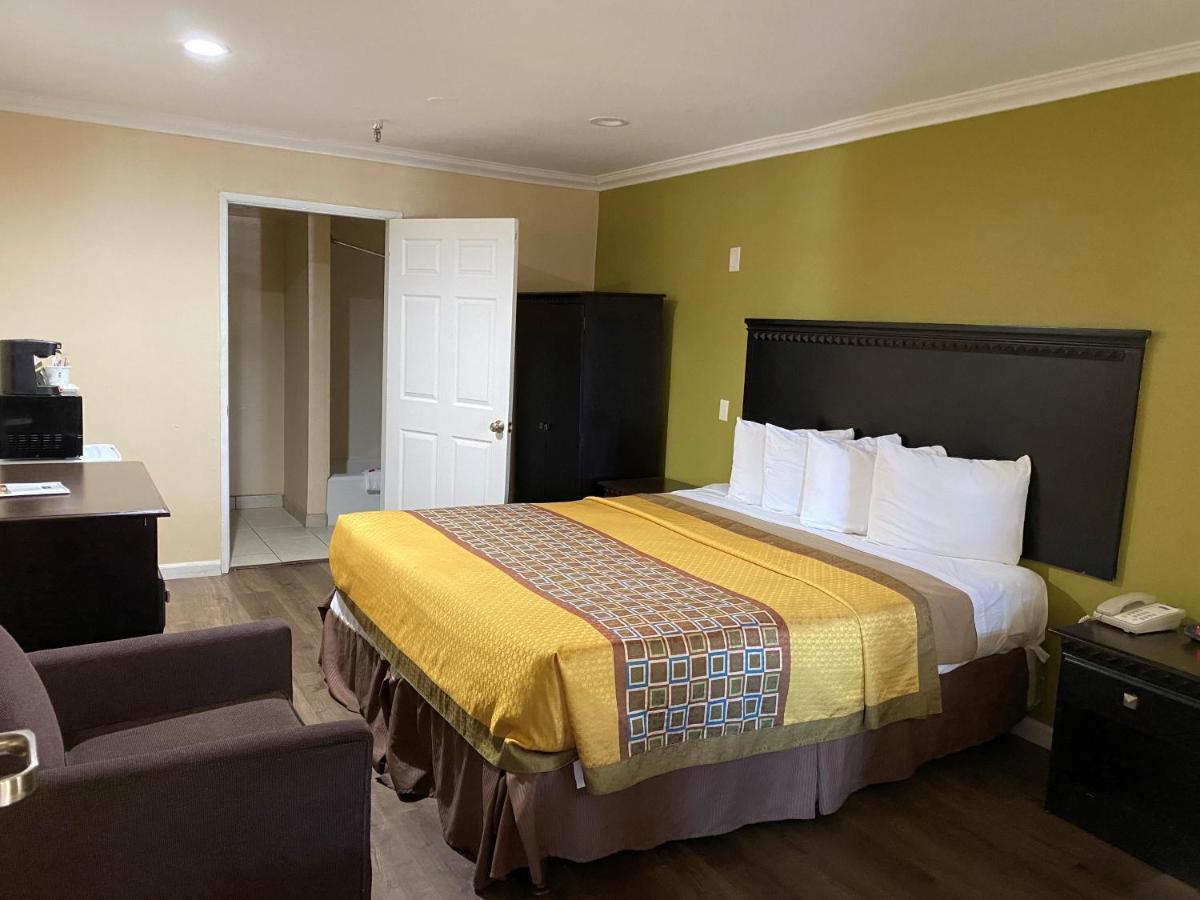 Travelodge By Wyndham Chatsworth Los Angeles Dış mekan fotoğraf