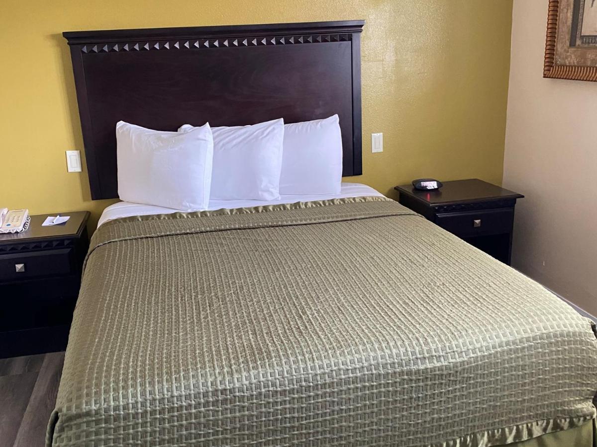 Travelodge By Wyndham Chatsworth Los Angeles Dış mekan fotoğraf