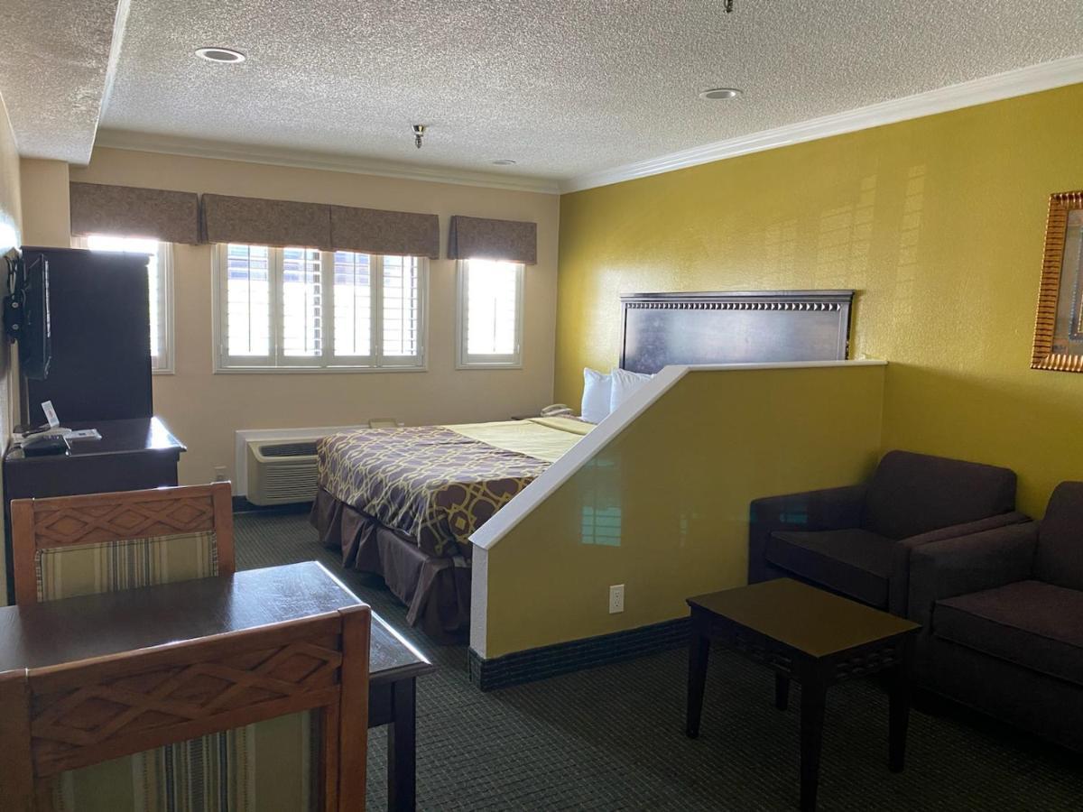 Travelodge By Wyndham Chatsworth Los Angeles Dış mekan fotoğraf