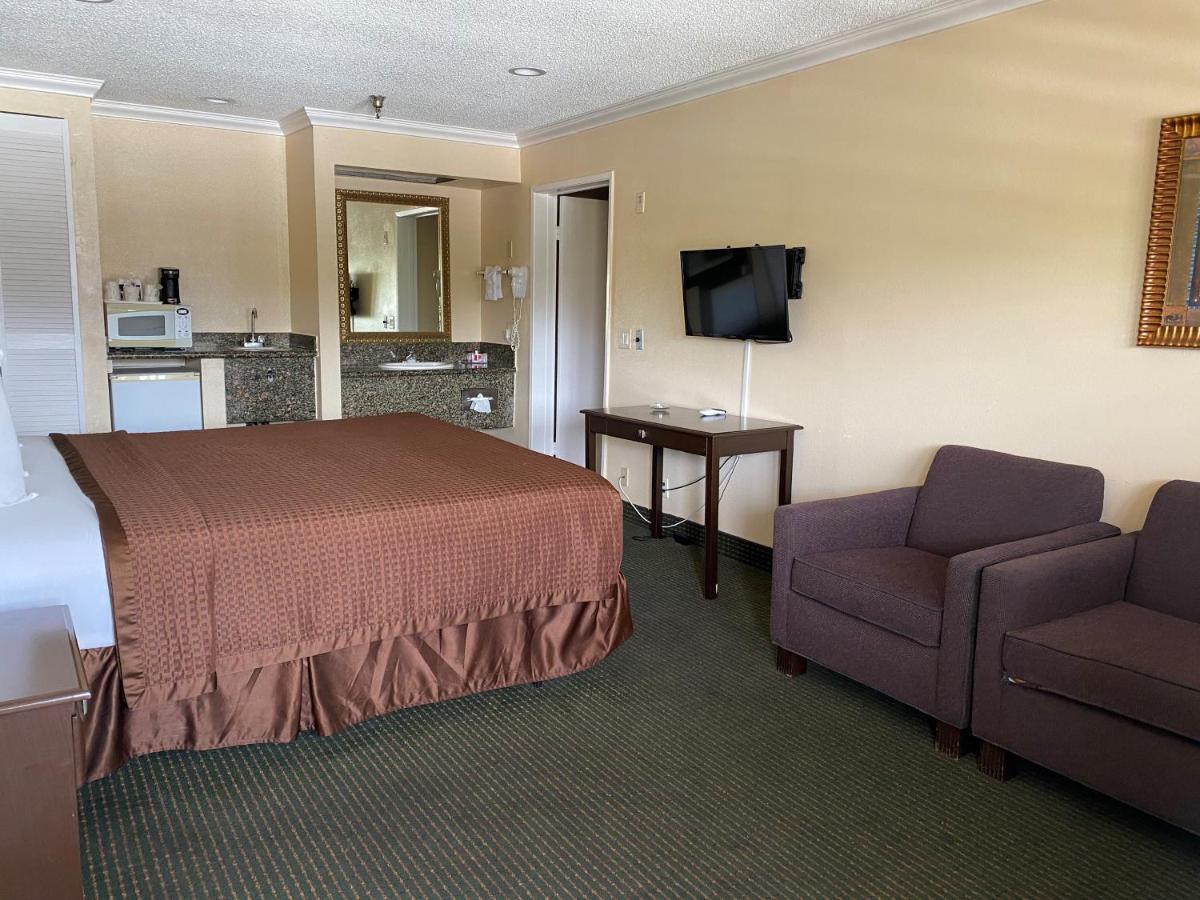 Travelodge By Wyndham Chatsworth Los Angeles Dış mekan fotoğraf