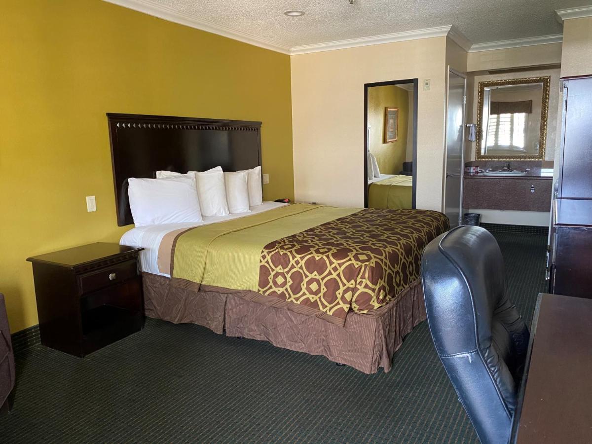 Travelodge By Wyndham Chatsworth Los Angeles Dış mekan fotoğraf