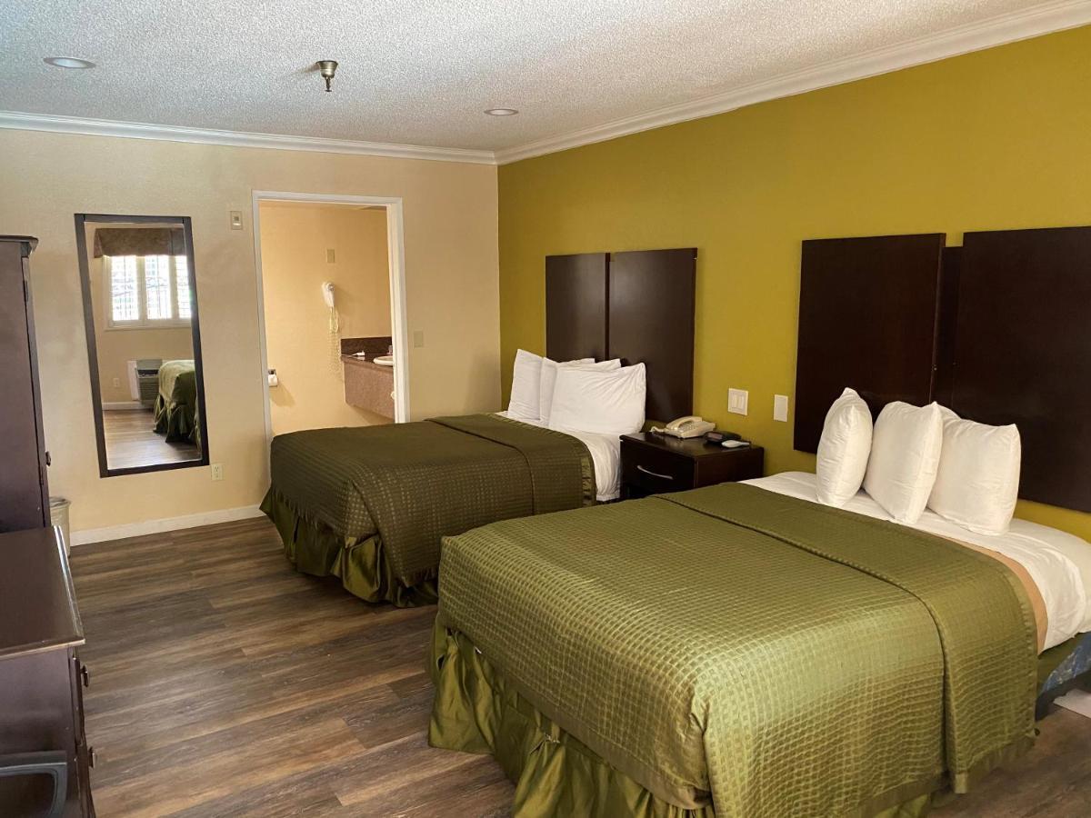 Travelodge By Wyndham Chatsworth Los Angeles Dış mekan fotoğraf